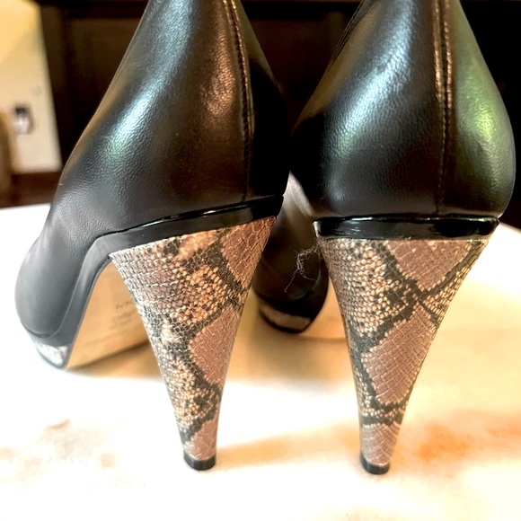 Antonio Melani Black Python Style Pumps Size 7.5 - Picture 7 of 9
